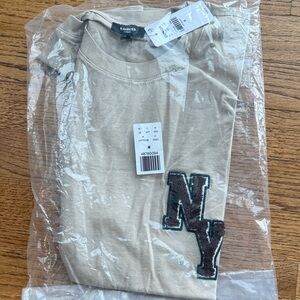 NWT MENS Express Beige Short Sleeve Tee with NY Patch
